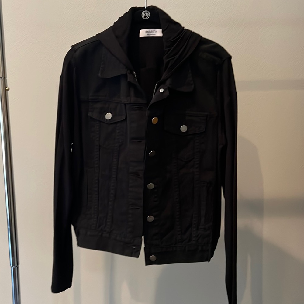 New without tag Bailey 44 Janis Hooded Jean Jacket - Size M. Black.